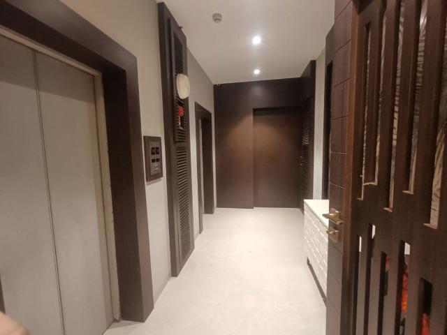 Rental | 3.5 BHK + Prayer Room,Servant Room 1700 Sq.Ft. Apartment in Runwal Elegante