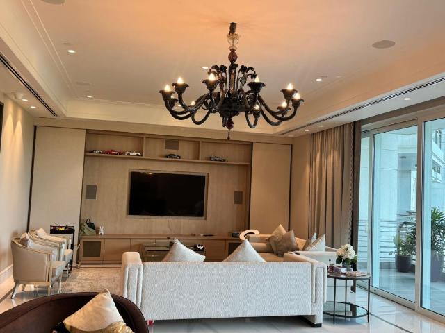 Rental | 3.5 BHK + Prayer Room,Servant Room,Study Room 2149 Sq.Ft. Apartment in Conscient Heritage Max