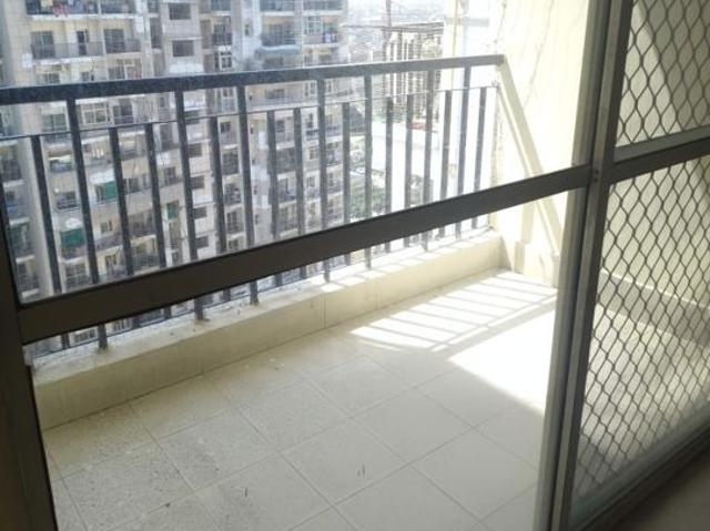 Rental | 3.5 BHK + Prayer Room,Servant Room,Study Room,Basement 1750 Sq.Ft. Apartment in Gardenia Gateway