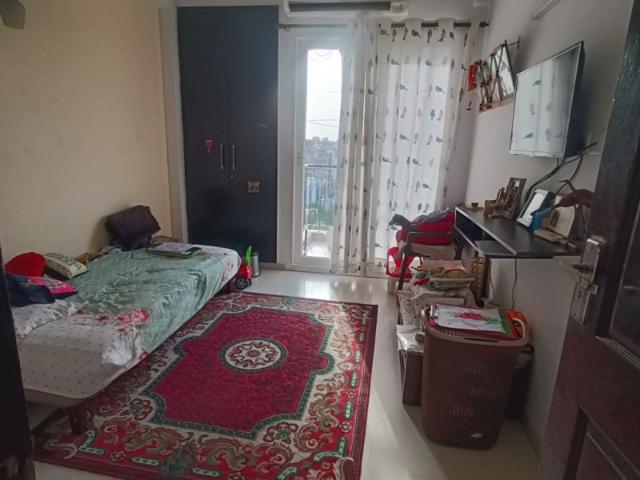 Rental | 3.5 BHK + Prayer Room,Servant Room,Study Room,Extra Room,Store Room 450 Sq.Mt. Villa in Sector 46