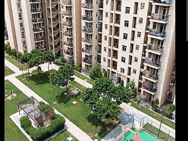 Rental | 3.5 BHK + Servant Room 1030 Sq.Ft. Apartment in BPTP Park Elite Premium
