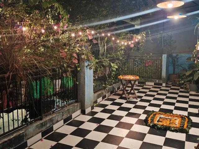 Rental | 3.5 BHK + Servant Room 1450 Sq.Ft. Apartment in Vasant Apartment Mayur Vihar