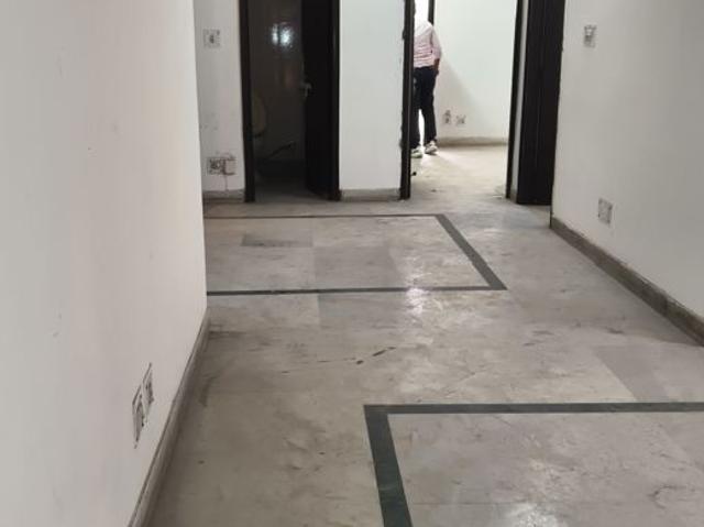 Rental | 3.5 BHK + Servant Room 1550 Sq.Ft. Apartment in Metropark Park View Apartments
