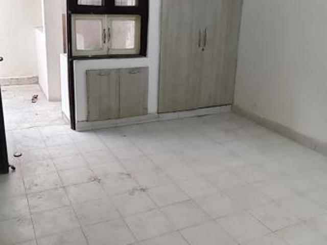 Rental | 3.5 BHK + Servant Room 168 Sq.Mt. Independent House in Sector 40
