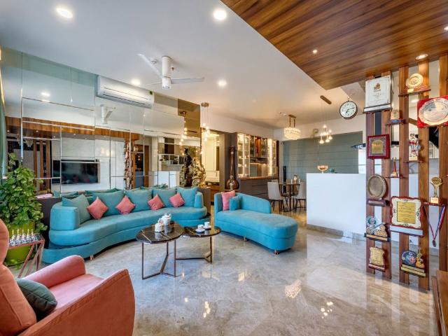 Rental | 3.5 BHK + Servant Room 1750 Sq.Ft. Apartment in Gm Kenjale Emirus