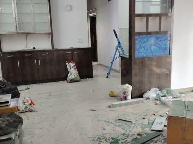 Rental | 3.5 BHK + Servant Room 1752 Sq.Ft. Apartment in Jm Orchid