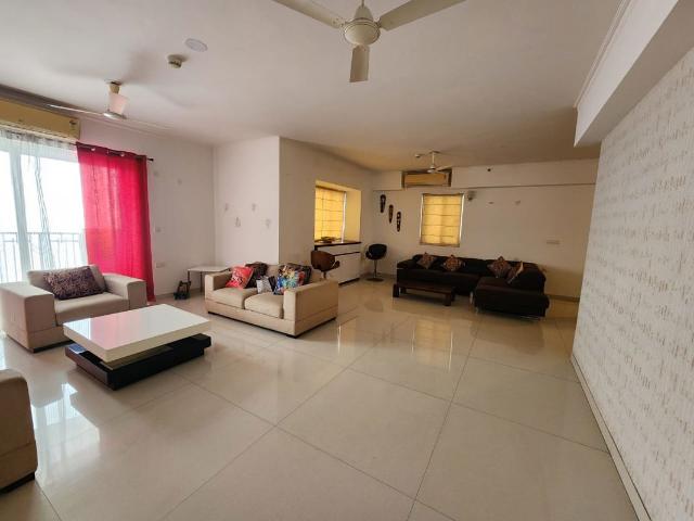 Rental | 3.5 BHK + Servant Room 1700 Sq.Ft. Apartment in 3C Lotus Panache