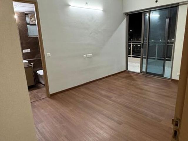 Rental | 3.5 BHK + Servant Room 1700 Sq.Ft. Apartment in SKA Orion