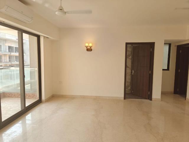 Rental | 3.5 BHK + Servant Room 1712 Sq.Ft. Apartment in Adani Samsara