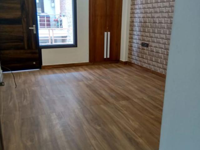 Rental | 3.5 BHK + Servant Room 1872 Sq.Ft. Apartment in Ireo Uptown
