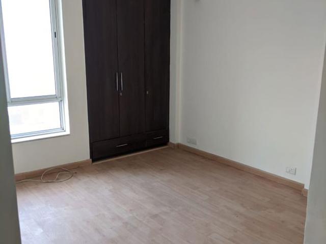 Rental | 3.5 BHK + Servant Room 1996 Sq.Ft. Apartment in Unitech Escape