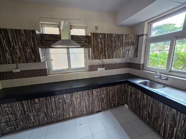 Rental | 3.5 BHK + Servant Room 2061 Sq.Ft. Apartment in Orchid Petals