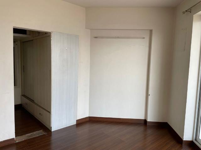 Rental | 3.5 BHK + Servant Room 2000 Sq.Ft. Apartment in Bestech Park View Spa Next