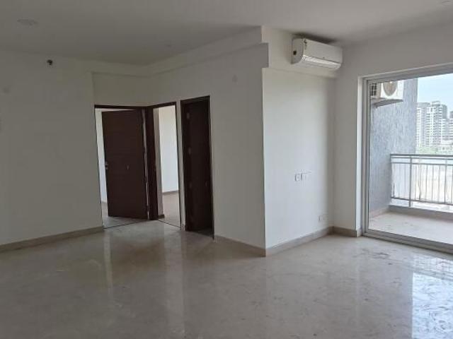 Rental | 3.5 BHK + Servant Room 2002 Sq.Ft. Apartment in Godrej Meridien