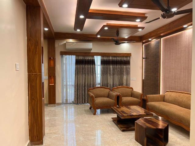 Rental | 3.5 BHK + Servant Room 2032 Sq.Ft. Apartment in BPTP Park Grandeura