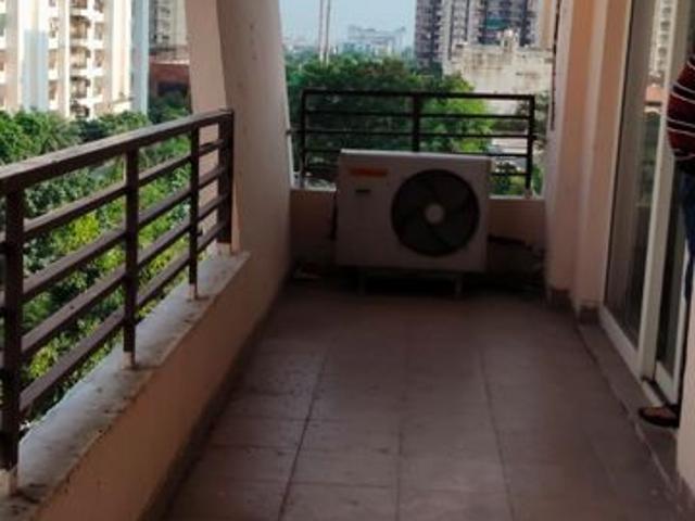 Rental | 3.5 BHK + Servant Room 2032 Sq.Ft. Apartment in BPTP Park Grandeura