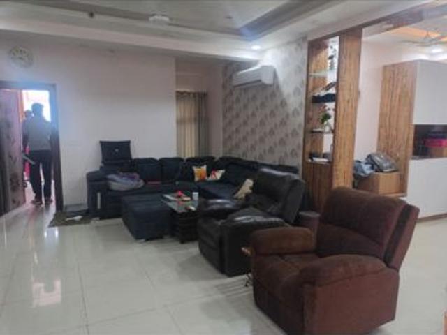 Rental | 3.5 BHK + Servant Room 2195 Sq.Ft. Apartment in Ajnara Klock Tower