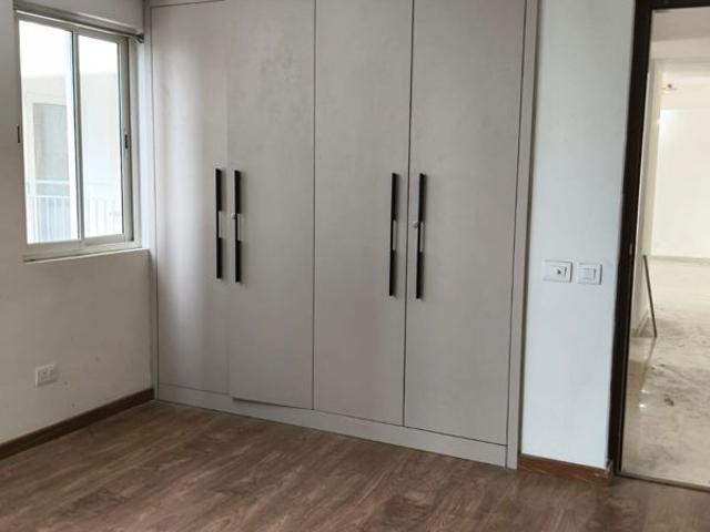 Rental | 3.5 BHK + Servant Room 2129 Sq.Ft. Apartment in Godrej Air Sector 85