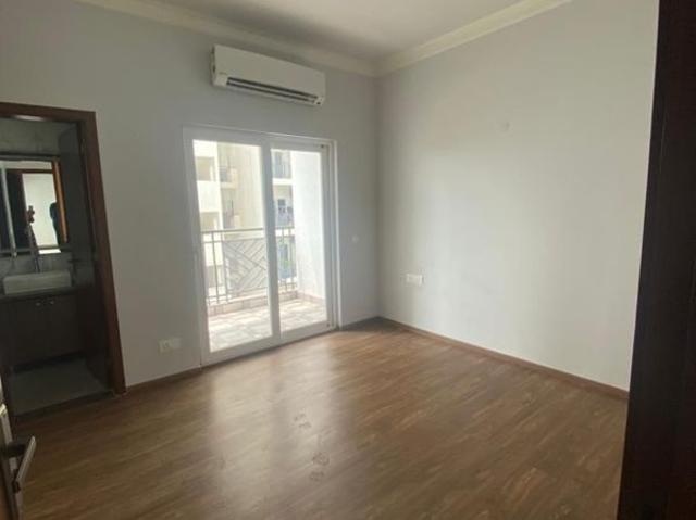 Rental | 3.5 BHK + Servant Room 2134 Sq.Ft. Apartment in Central Park Flower Valley Aqua Front Towers