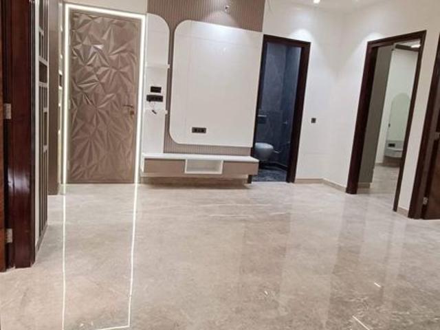 Rental | 3.5 BHK + Servant Room 2250 Sq.Ft. Apartment in Dwarka
