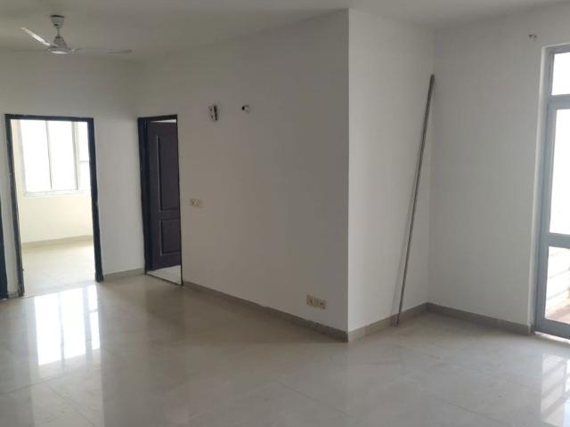 Rental | 3.5 BHK + Servant Room 2353 Sq.Ft. Apartment in BPTP Park Grandeura