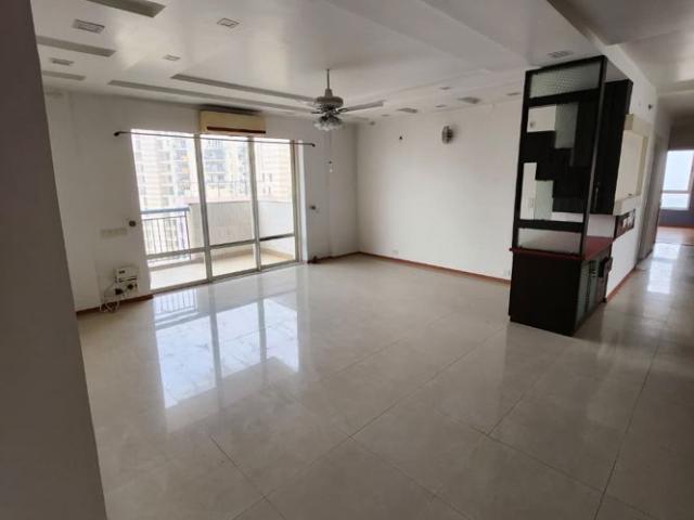 Rental | 3.5 BHK + Servant Room 2491 Sq.Ft. Apartment in Unitech The Close South