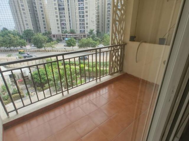 Rental | 3.5 BHK + Servant Room 2400 Sq.Ft. Apartment in Cedar Luxuria