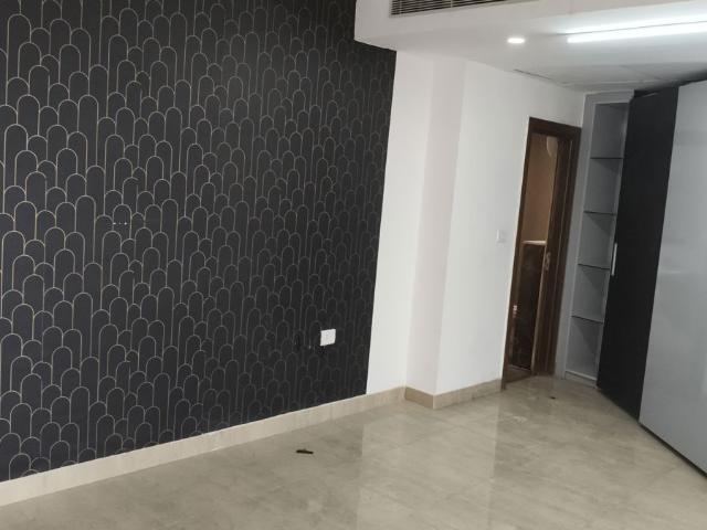 Rental | 3.5 BHK + Servant Room 2560 Sq.Ft. Apartment in Supertech ORB