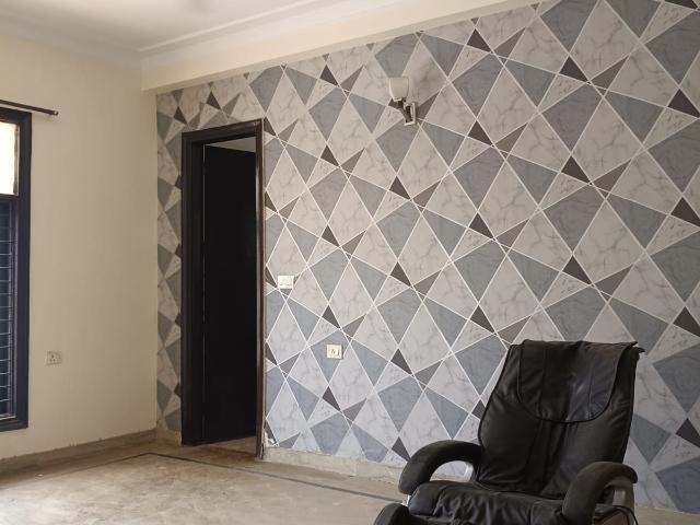 Rental | 3.5 BHK + Servant Room 2700 Sq.Ft. Apartment in BPTP Park 81