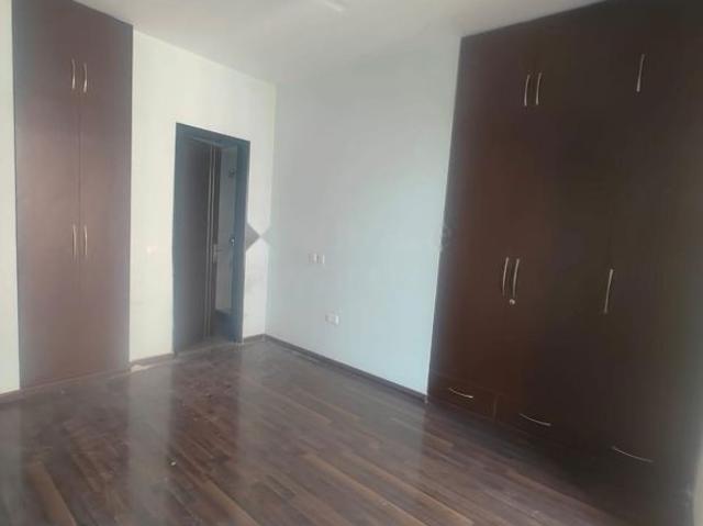 Rental | 3.5 BHK + Servant Room 4560 Sq.Ft. Apartment in Microtek Greenburg