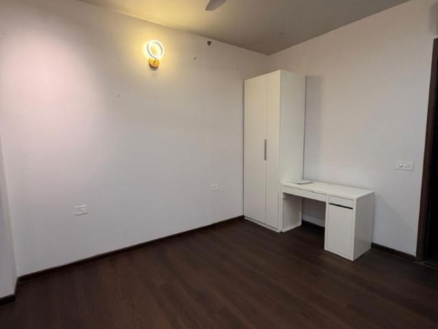 Rental | 3.5 BHK + Servant Room,Extra Room 1910 Sq.Ft. Apartment in Krisumi Waterfall Residences