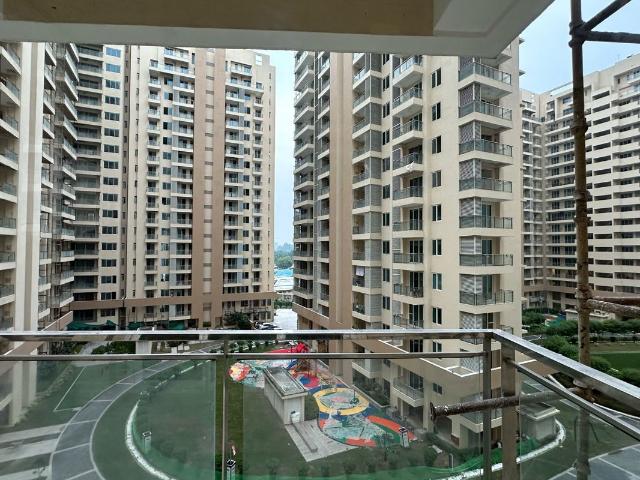 Rental | 3.5 BHK + Servant Room,Study Room 3225 Sq.Ft. Apartment in Ambience Creacions