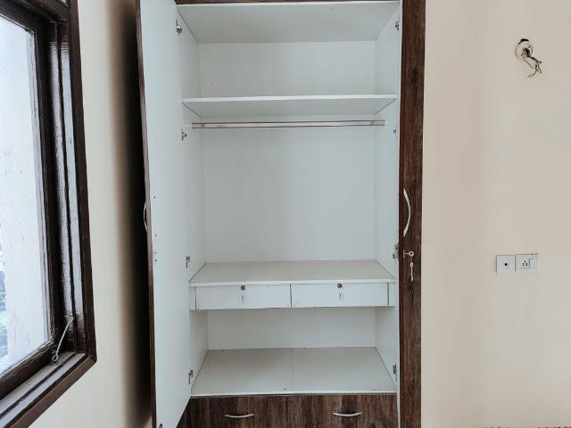 Rental | 3.5 BHK + Servant Room,Store Room 2250 Sq.Ft. Apartment in BPTP The Resort
