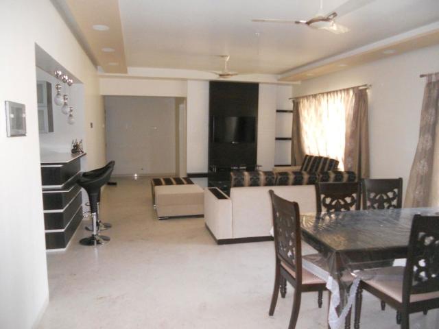 Rental | 3.5 BHK + Store Room 2250 Sq.Ft. Apartment in Kolte Patil 24K Glitterati
