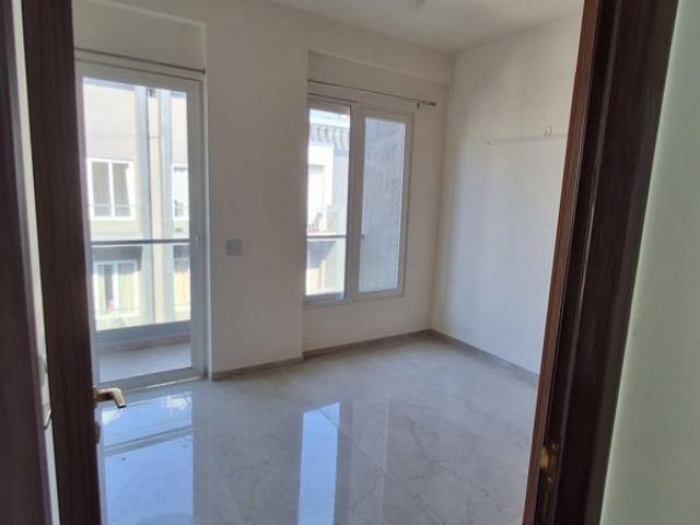 Rental | 3.5 BHK + Study Room 1712 Sq.Ft. Apartment in Smart World Orchard