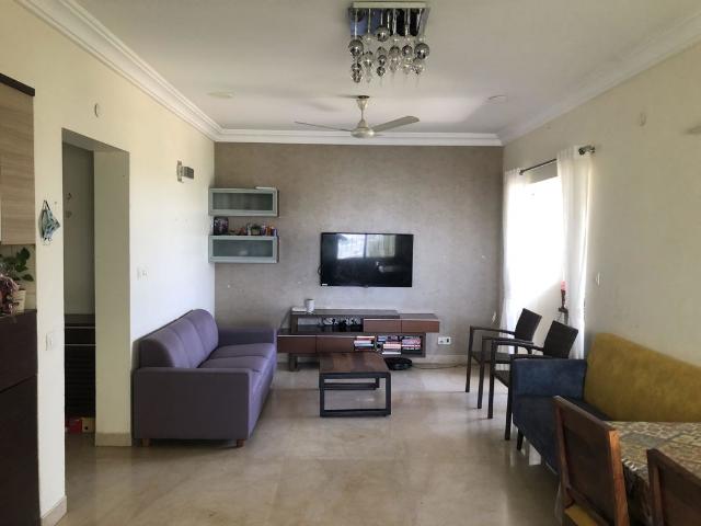 Rental | 3.5 BHK + Study Room 1812 Sq.Ft. Apartment in Chourasia Manor