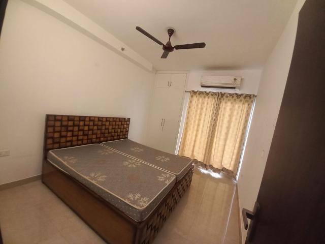 Rental | 3.5 BHK + Study Room 1895 Sq.Ft. Apartment in Elite Golf Green