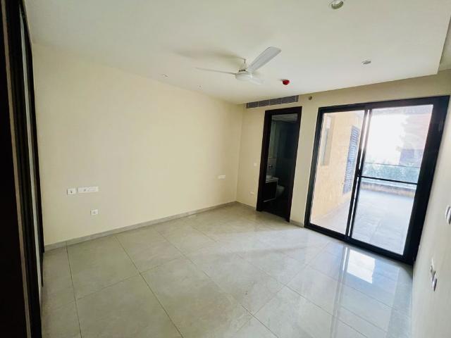 Rental | 3.5 BHK + Study Room 2601 Sq.Ft. Apartment in Sector 82 A