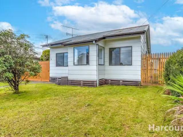 Just in! 3 Trentham Street, MOE, VIC 3825 House for Rent