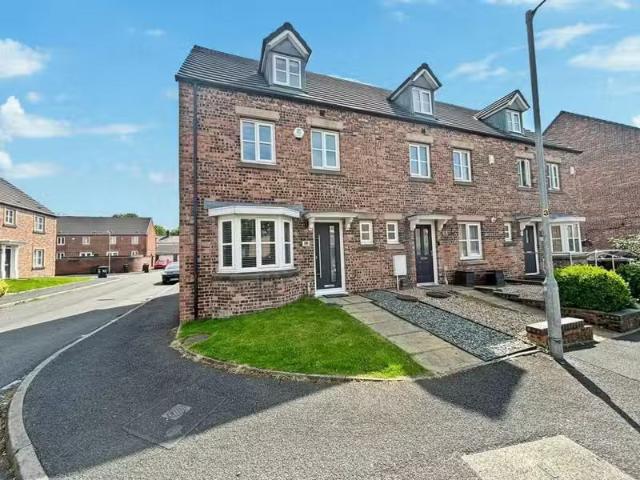 For Rent! 3 BA 4 bedroom property for rent in Anderby Walk, We.