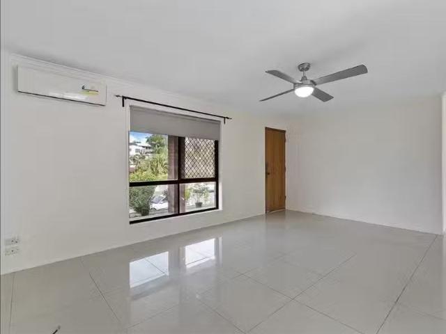 For Rent! 3 Baguette Street, CARINA, QLD 4152 House for Rent