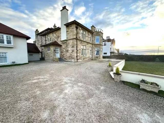 New 3 bedroom apartment for rent in Crosbie Road, Troon, KA10