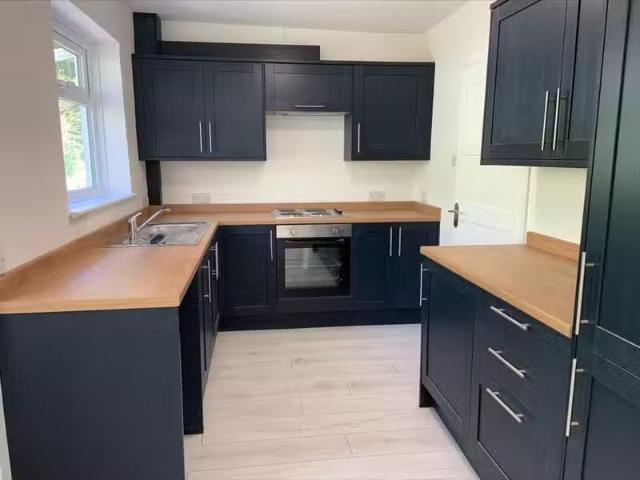 Cozy 3 bedroom bungalow for rent in West Horrington, Near Well.