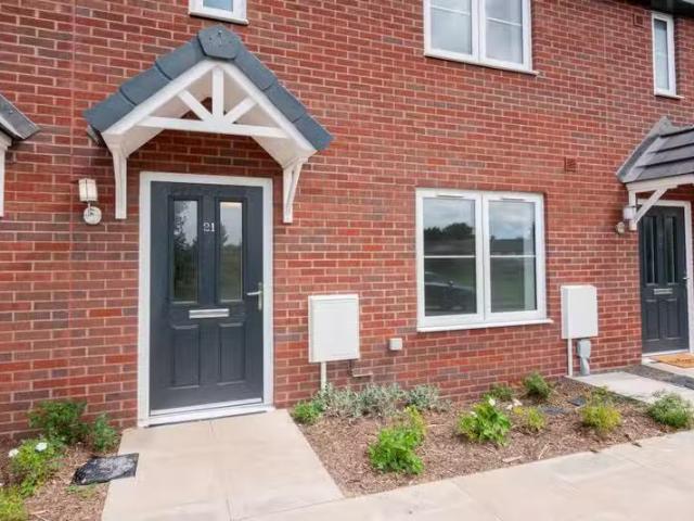 Unique 3 bedroom house for rent in Lowry Road, Bristol, BS10