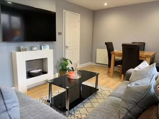 Just in! 3 bedroom house for rent in Wells, BA5
