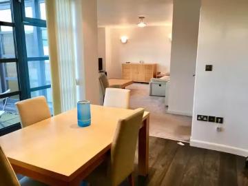 Nice 3 bedroom penthouse for rent in Maxim 28, 21 Lionel Stree.