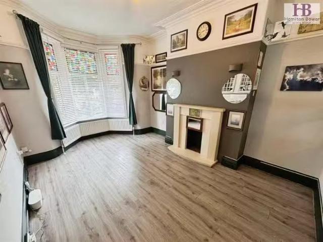 Nice 3 bedroom terraced house for rent in Westcliffe Road, Shi.