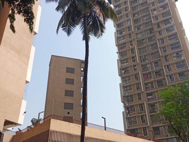 Rental | 3 BHK + 1049 Sq.Ft. Apartment in Kolte Patil Vaayu