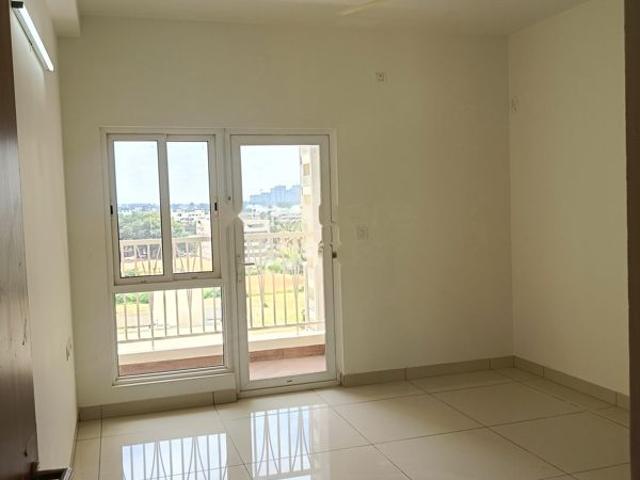 Rental | 3 BHK 1050 Sq.Ft. Apartment in Avalon Park At The Prestige City
