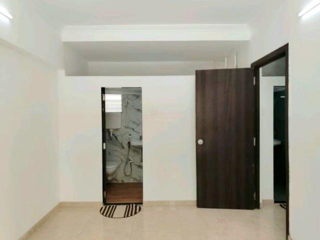 Rental | 3 BHK 1050 Sq.Ft. Apartment in Builtron Ambaji Apartment